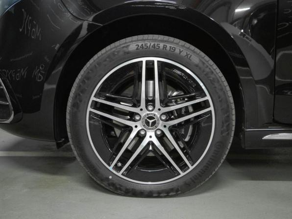 Новый Mercedes-Benz V-Класс III (W447) Рестайлинг 2 2025 года, цена 34 300 000 рублей, минивэн, Автокод Объявления