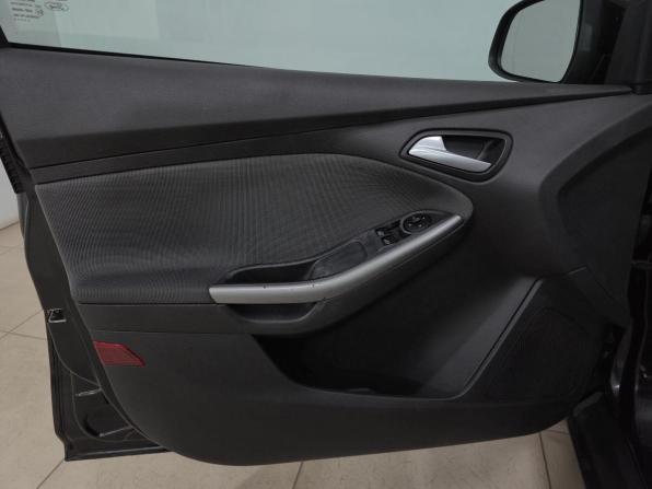 Ford Focus III с пробегом 2013 года, цена 800 000 рублей, 160172 км, универсал, Автокод Объявления