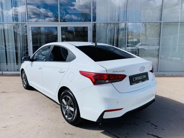 Hyundai Solaris II с пробегом 2019 года, цена 1 365 000 рублей, 121939 км, седан, Автокод Объявления
