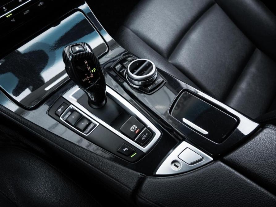 BMW 5 серии VI (F10/F11/F07) Рестайлинг Ставрополь  - изображение 12