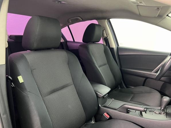 Mazda 3 II (BL) Рестайлинг с пробегом 2011 года, цена 890 000 рублей, 220641 км, седан, Автокод Объявления