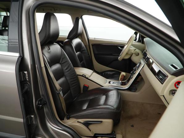 Volvo XC70 II с пробегом 2010 года, цена 1 357 077 рублей, 261562 км, универсал, Автокод Объявления