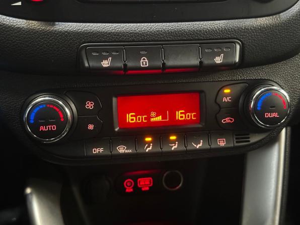 Kia Ceed II Рестайлинг с пробегом 2018 года, цена 1 410 000 рублей, 95755 км, хэтчбек, Автокод Объявления