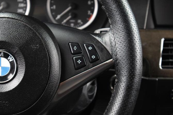 BMW 5 серии V (E60/E61) с пробегом 2006 года, цена 1 349 000 рублей, 232000 км, седан, Автокод Объявления
