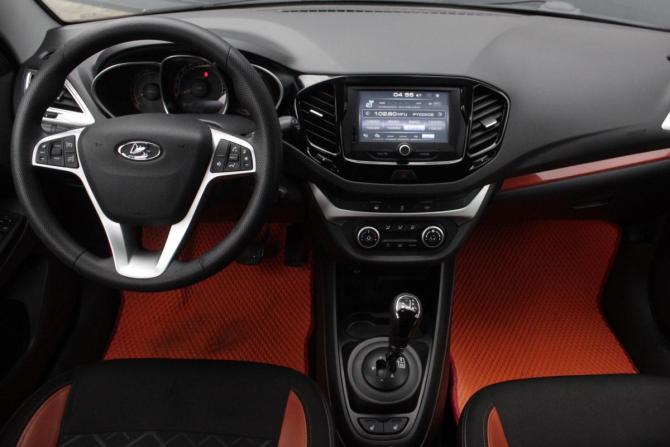 Lada (ВАЗ) Vesta I с пробегом 2018 года, цена 995 000 рублей, 86462 км, универсал, Автокод Объявления