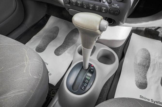 Toyota Platz с пробегом 2000 года, цена 349 000 рублей, 300000 км, седан, Автокод Объявления