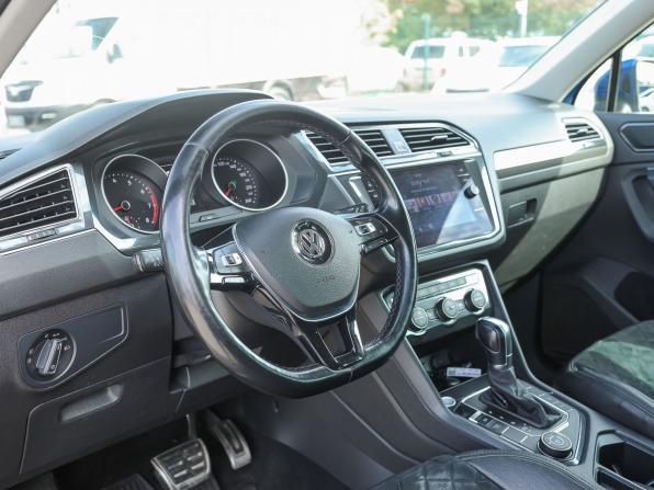 Volkswagen Tiguan II с пробегом 2018 года, цена 2 599 000 рублей, 139809 км, внедорожник, Автокод Объявления