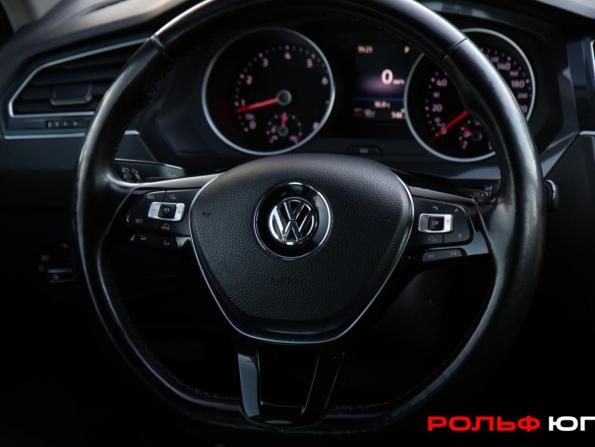 Volkswagen Tiguan II с пробегом 2018 года, цена 1 988 000 рублей, 189252 км, внедорожник, Автокод Объявления