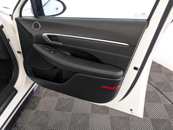 Hyundai Sonata VIII (DN8) с пробегом 2022 года, цена 2 615 000 рублей, 98531 км, седан, Автокод Объявления