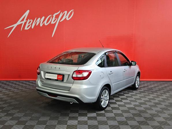 Lada (ВАЗ) Granta I Рестайлинг с пробегом 2024 года, цена 869 000 рублей, 29333 км, лифтбек, Автокод Объявления