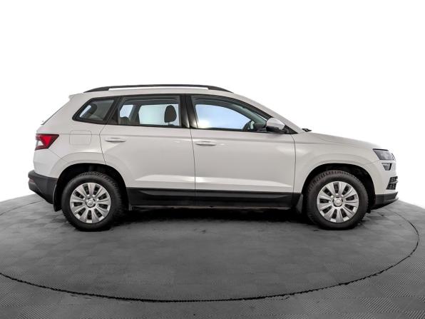 Skoda Karoq I с пробегом 2020 года, цена 2 170 000 рублей, 91408 км, внедорожник, Автокод Объявления
