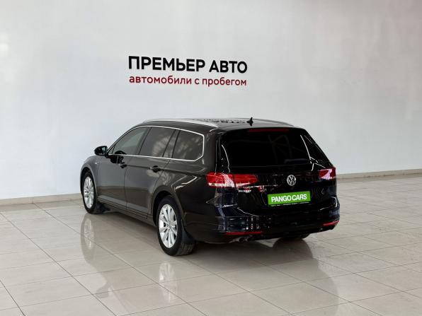 Volkswagen Passat B8 с пробегом 2018 года, цена 2 190 000 рублей, 216701 км, универсал, Автокод Объявления