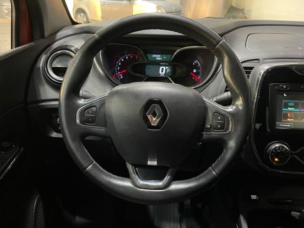Renault Kaptur I с пробегом 2017 года, цена 1 330 000 рублей, 205068 км, внедорожник, Автокод Объявления