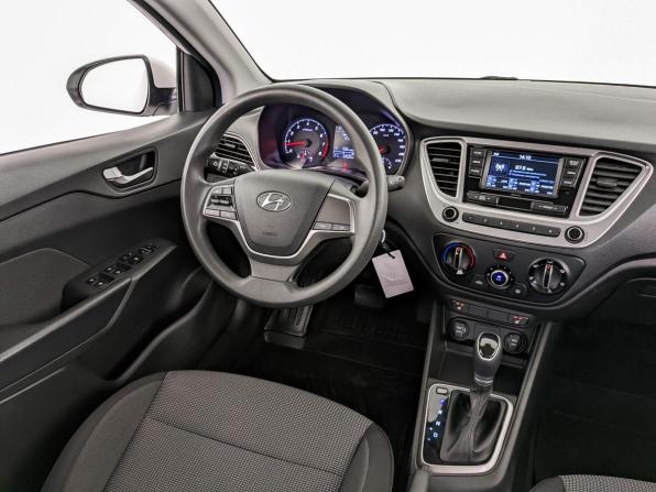 Hyundai Solaris II Рестайлинг с пробегом 2022 года, цена 1 620 000 рублей, 69491 км, седан, Автокод Объявления
