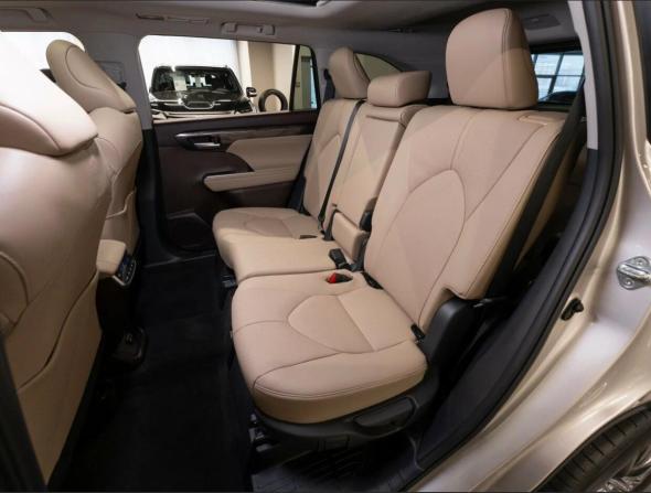 Toyota Highlander IV (XU70) с пробегом 2026 года, цена 5 980 000 рублей, 50 км, внедорожник, Автокод Объявления