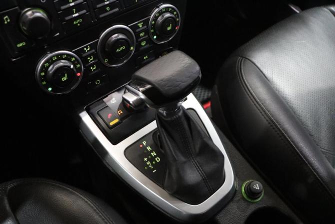 Land Rover Freelander II Рестайлинг с пробегом 2010 года, цена 1 065 000 рублей, 231151 км, внедорожник, Автокод Объявления