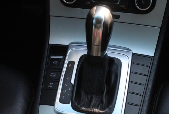 Volkswagen Passat B7 с пробегом 2011 года, цена 970 000 рублей, 251456 км, седан, Автокод Объявления