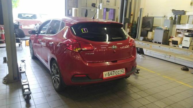 Kia Ceed II с пробегом 2013 года, цена 995 000 рублей, 161455 км, хэтчбек, Автокод Объявления