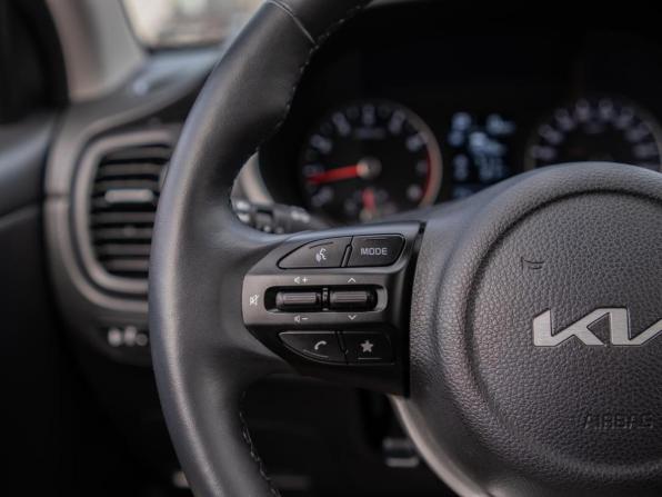 Kia Rio IV Рестайлинг с пробегом 2021 года, цена 1 979 000 рублей, 14361 км, хэтчбек, Автокод Объявления
