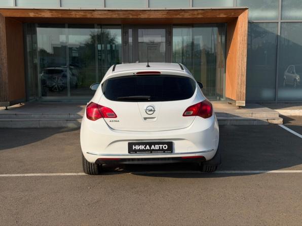 Opel Astra J Рестайлинг с пробегом 2012 года, цена 620 000 рублей, 189500 км, хэтчбек, Автокод Объявления