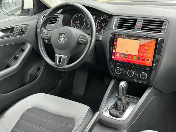 Volkswagen Jetta VI с пробегом 2013 года, цена 1 050 000 рублей, 119047 км, седан, Автокод Объявления