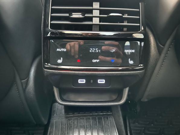 Geely Monjaro I с пробегом 2024 года, цена 3 490 000 рублей, 19300 км, внедорожник, Автокод Объявления