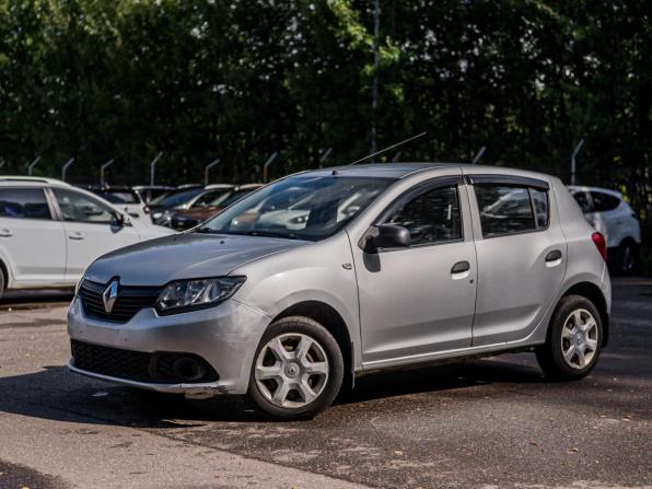 Renault Sandero II с пробегом 2014 года, цена 612 000 рублей, 138390 км, хэтчбек, Автокод Объявления