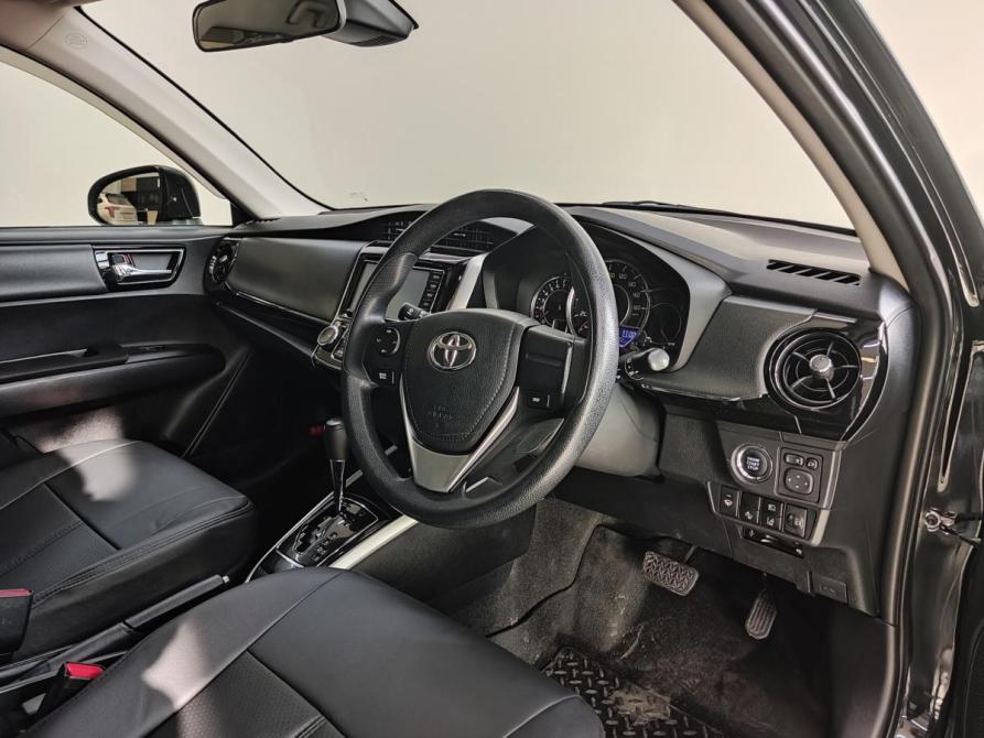 Toyota Corolla XI (E160 E170) Рестайлинг 2 Барнаул  - изображение 19