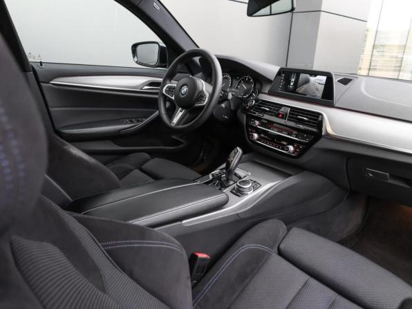 BMW 5 серии VII (G30/G31/G38) с пробегом 2018 года, цена 3 749 000 рублей, 113987 км, седан, Автокод Объявления