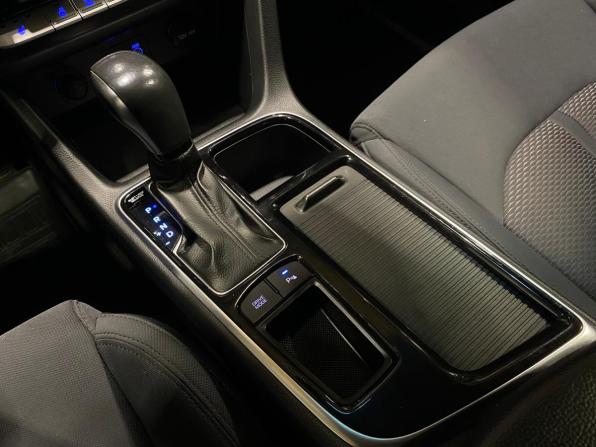 Hyundai Sonata VII (LF) Рестайлинг с пробегом 2018 года, цена 1 900 000 рублей, 138859 км, седан, Автокод Объявления
