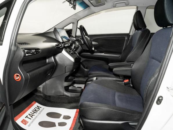 Toyota Wish II Рестайлинг с пробегом 2012 года, цена 1 149 500 рублей, 224846 км, минивэн, Автокод Объявления
