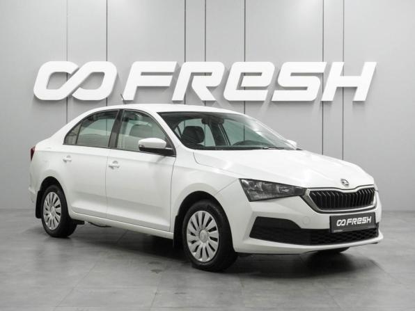 Skoda Rapid II с пробегом 2021 года, цена 1 439 000 рублей, 98693 км, лифтбек, Автокод Объявления
