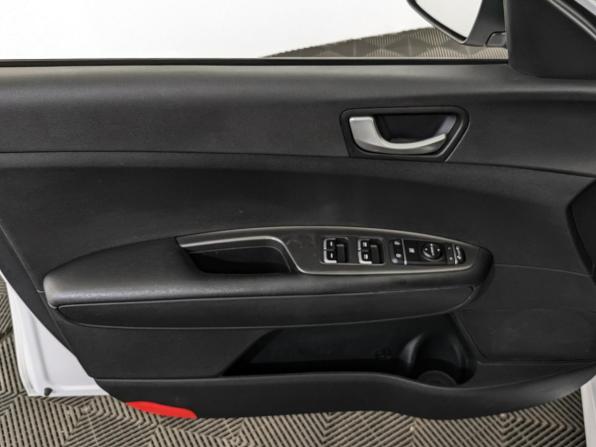 Kia Optima IV Рестайлинг с пробегом 2018 года, цена 1 590 000 рублей, 171095 км, седан, Автокод Объявления