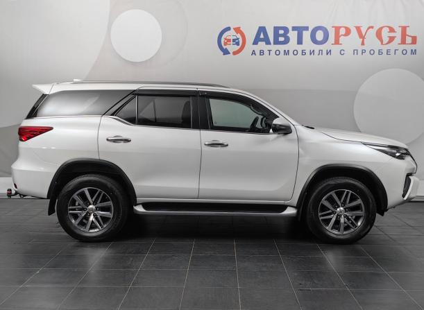 Toyota Fortuner II с пробегом 2018 года, цена 3 249 000 рублей, 198480 км, внедорожник, Автокод Объявления