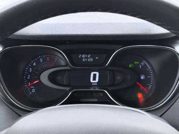 Renault Kaptur I с пробегом 2019 года, цена 1 299 000 рублей, 215500 км, внедорожник, Автокод Объявления