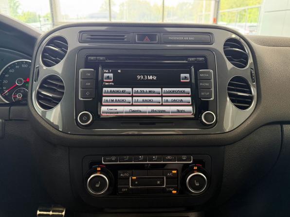 Volkswagen Tiguan I Рестайлинг с пробегом 2014 года, цена 1 575 000 рублей, 300743 км, внедорожник, Автокод Объявления