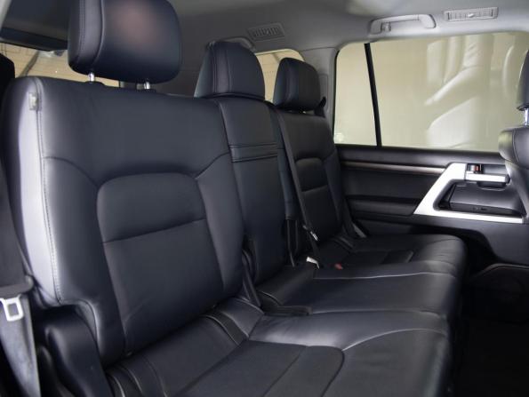 Toyota Land Cruiser 200 Series Рестайлинг 2 с пробегом 2016 года, цена 6 499 000 рублей, 155037 км, внедорожник, Автокод Объявления