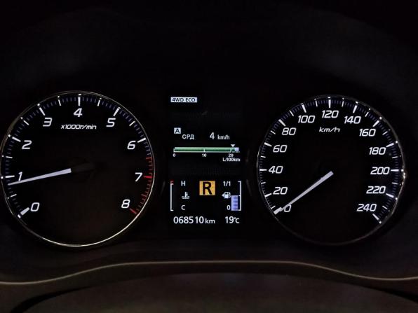 Mitsubishi Outlander III Рестайлинг 2 с пробегом 2018 года, цена 2 235 000 рублей, 68600 км, внедорожник, Автокод Объявления