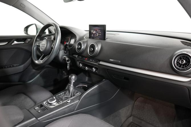 Audi A3 III (8V) Рестайлинг с пробегом 2020 года, цена 2 180 000 рублей, 70000 км, седан, Автокод Объявления