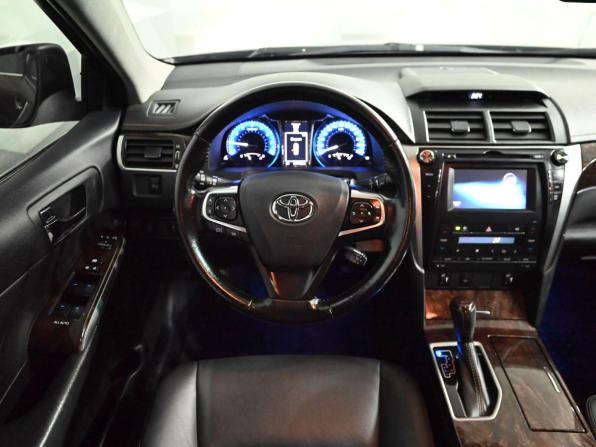 Toyota Camry VII (XV50) Рестайлинг 2 с пробегом 2017 года, цена 2 700 000 рублей, 97797 км, седан, Автокод Объявления