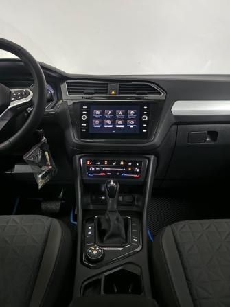 Volkswagen Tiguan II Рестайлинг с пробегом 2021 года, цена 3 444 000 рублей, 48045 км, внедорожник, Автокод Объявления