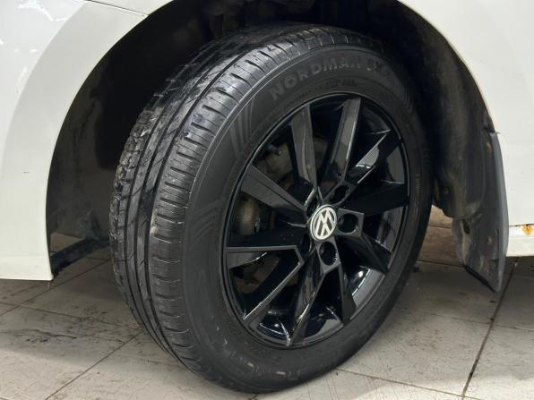 Volkswagen Polo V с пробегом 2015 года, цена 660 000 рублей, 166000 км, седан, Автокод Объявления