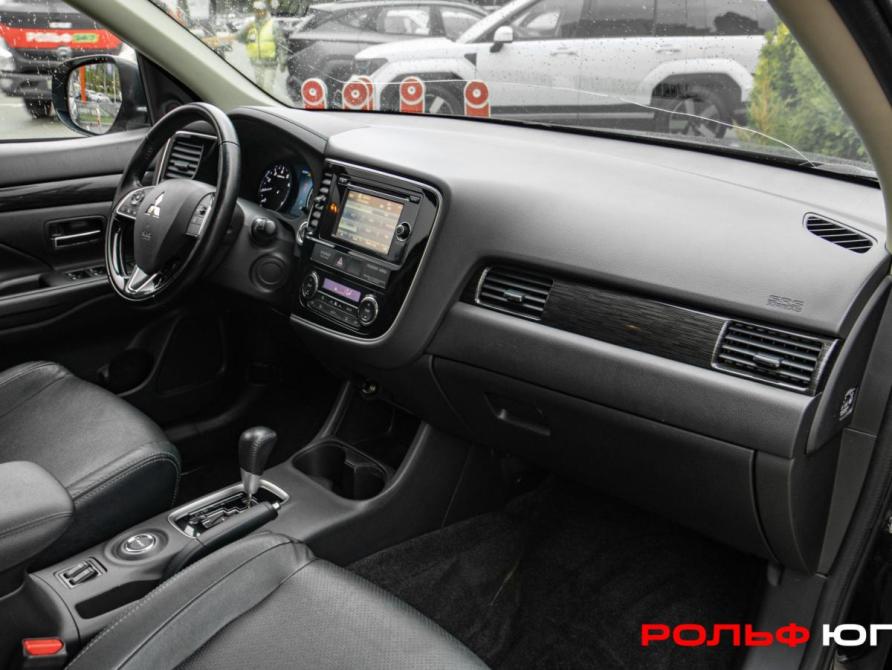 Mitsubishi Outlander III Рестайлинг 2 Москва  - изображение 7