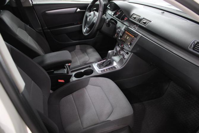 Volkswagen Passat B7 с пробегом 2014 года, цена 925 000 рублей, 229000 км, седан, Автокод Объявления