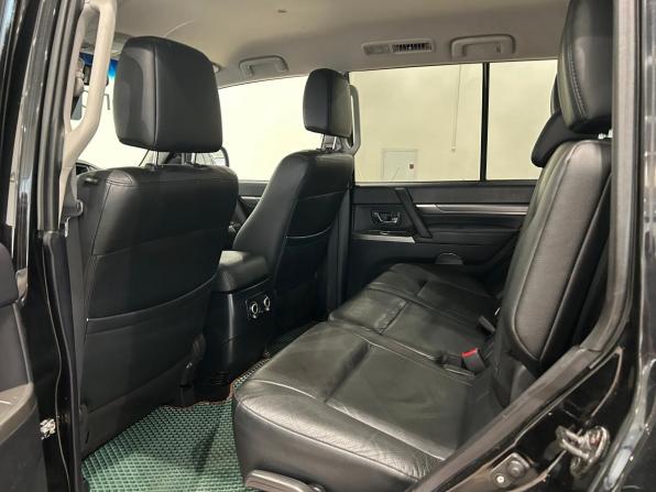 Mitsubishi Pajero IV Рестайлинг 1 с пробегом 2012 года, цена 1 899 000 рублей, 190564 км, внедорожник, Автокод Объявления