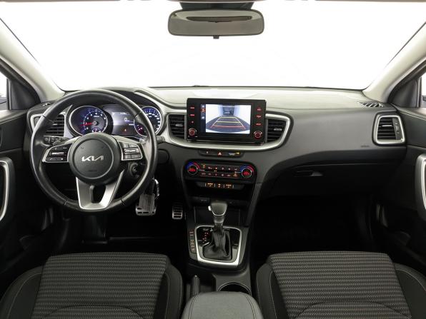 Kia Ceed III Рестайлинг с пробегом 2022 года, цена 2 320 000 рублей, 65392 км, хэтчбек, Автокод Объявления