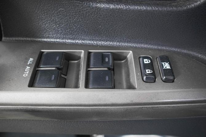 Toyota Land Cruiser 200 Series с пробегом 2009 года, цена 3 449 000 рублей, 318000 км, внедорожник, Автокод Объявления