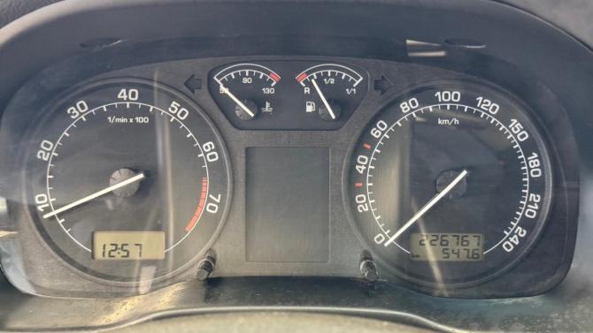 Skoda Octavia I (A4) Рестайлинг с пробегом 2002 года, цена 180 000 рублей, 270000 км, лифтбек, Автокод Объявления