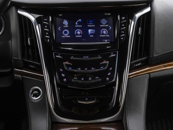 Cadillac Escalade IV с пробегом 2017 года, цена 4 348 000 рублей, 151000 км, внедорожник, Автокод Объявления