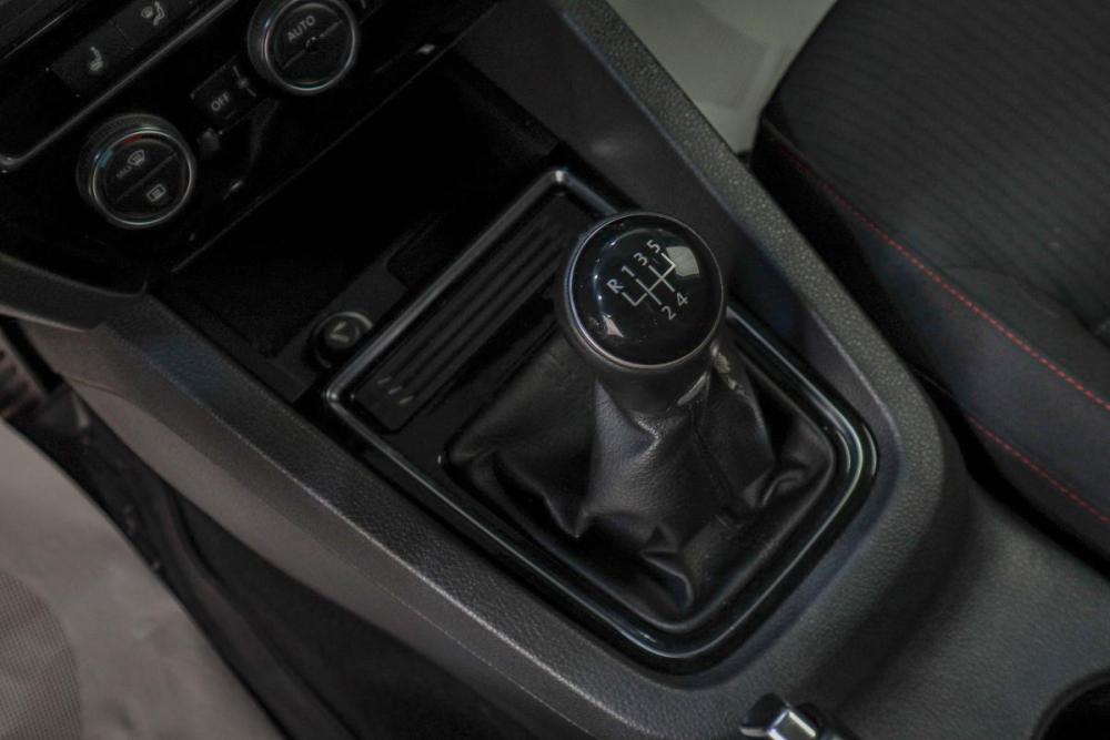 Volkswagen Jetta VI Рестайлинг Челябинск  - изображение 19